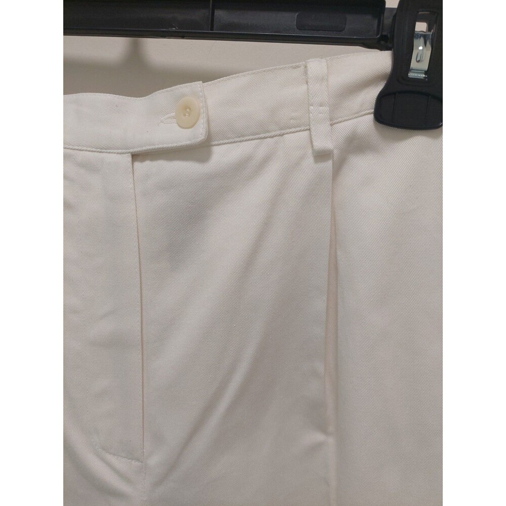 Liz Claiborne Cotton Shorts NWT Vintage Size 16 White preppy - Picture 2 of 6